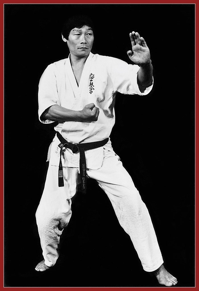 Saiko Shihan Shigeru Oyama demonstrating a Kyokushin karate stance